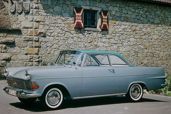 Opel Rekord: i sessant'anni del modello P2