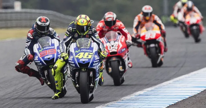 MotoGP: staccate violente a Sepang