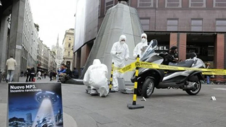 Guerrilla Marketing per Piaggio MP3 MY 2009