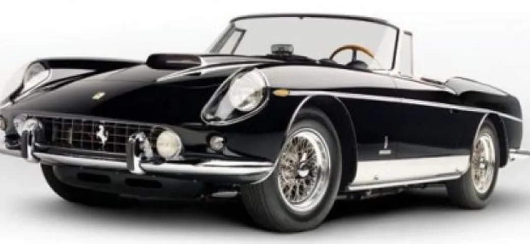 Ferrari 400 Superamerica Cabriolet Pininfarina SWB: asta record da 2.800.000 euro