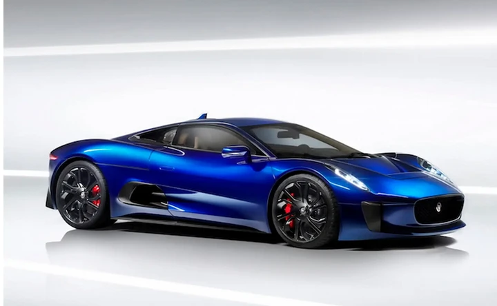 Kincsem Hyper-GT, lo strabiliante restomod a idrogeno su base Jaguar