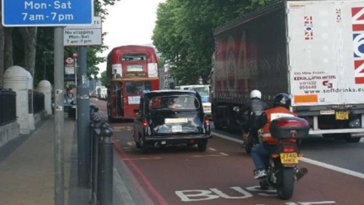 In UK via libera alle corsie preferenziali
