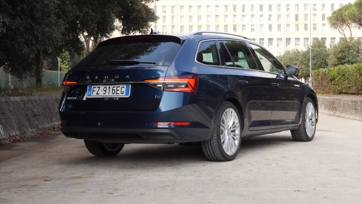Skoda Superb iV: prova su strada
