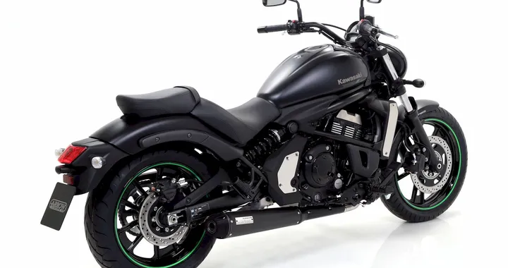 Arrow Rebel: nuova linea scarichi per moto custom giapponesi
