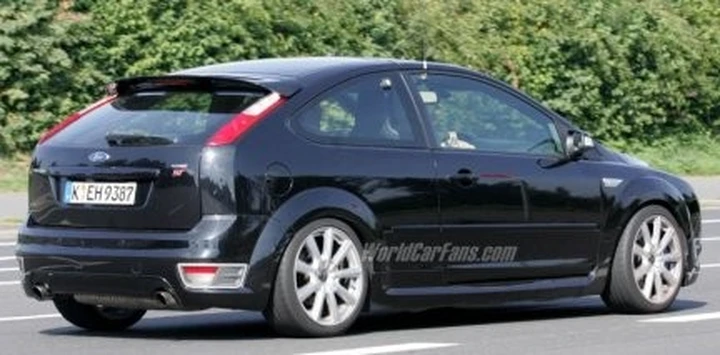 Nuove Ford Focus RS, Cross Max e C-Max facelift