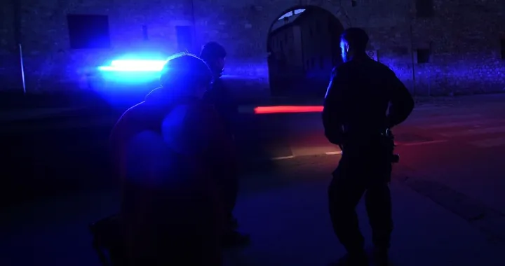 A 80 anni prende il raccordo contromano con l'Ape