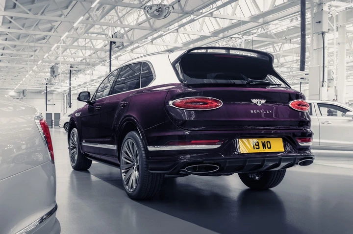 Bentley Bentayga: i modelli speciali dedicati al balletto russo