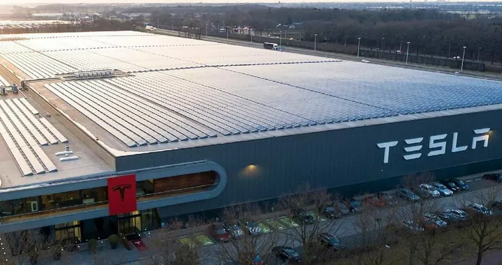 Tesla: 5 milioni di auto prodotte nelle sue Gigafactory