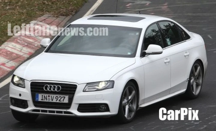Foto spia: Audi S4