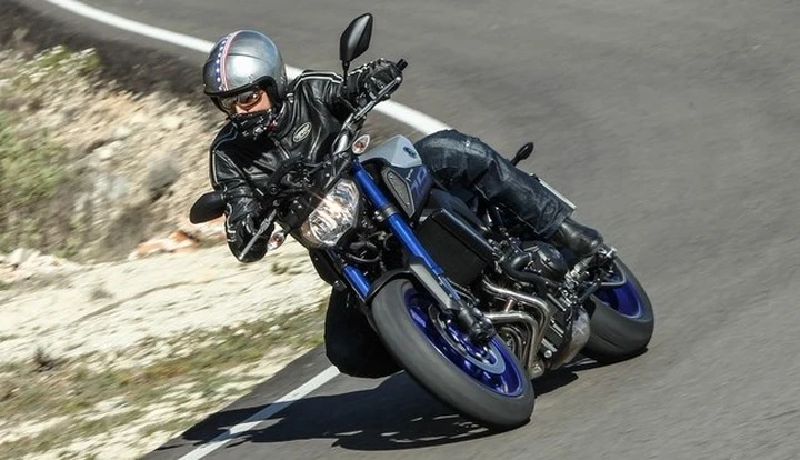 Yamaha MT-09 M.Y. 2016: primo contatto