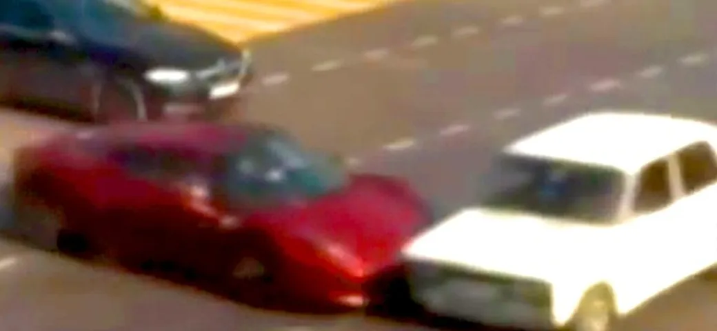 In Russia una Ferrari 458 si schianta contro una Lada in Video