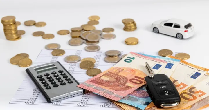 RC Auto in Italia: rincari dell'8% in 12 mesi