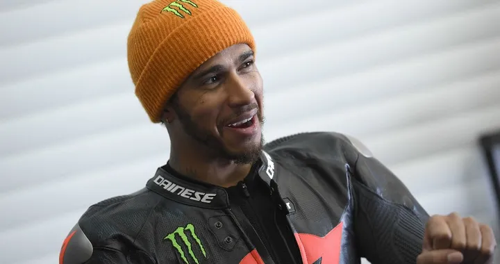 Lewis Hamilton a Valentino Rossi: "Verrò al tuo Ranch il prima possibile!"