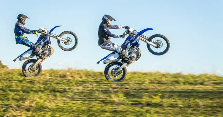 Nuova Yamaha WR450F: uno sviluppo lungo 20 anni