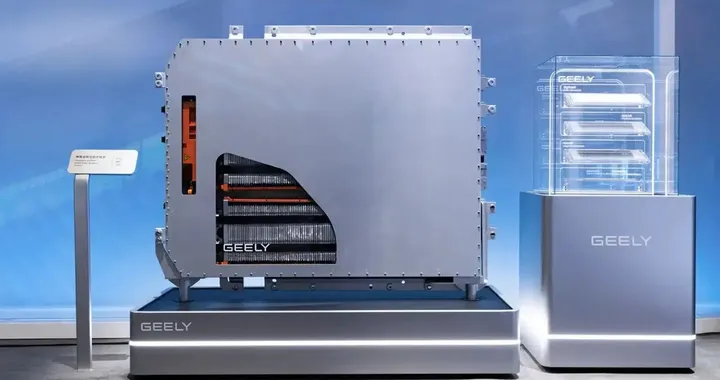 Geely prepara la batteria da 1.000 km, i primi test sulle auto nel 2027