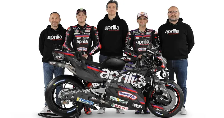 Bezzecchi e Martin, una nuova era: Aprilia presenta la RS GP26
