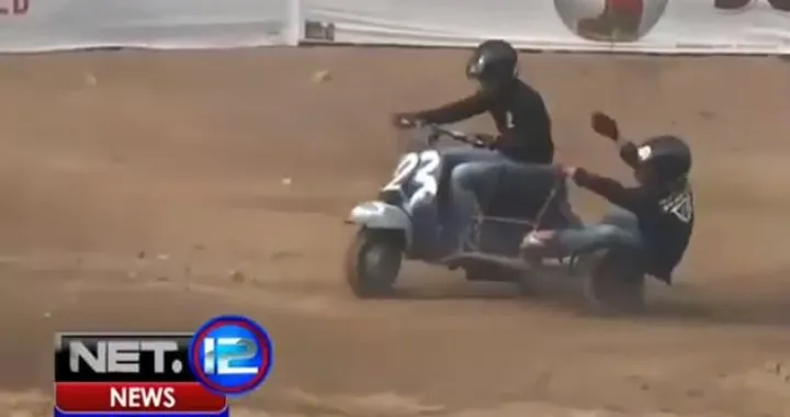 Video: una gara di sidecar cross... con le Vespa!
