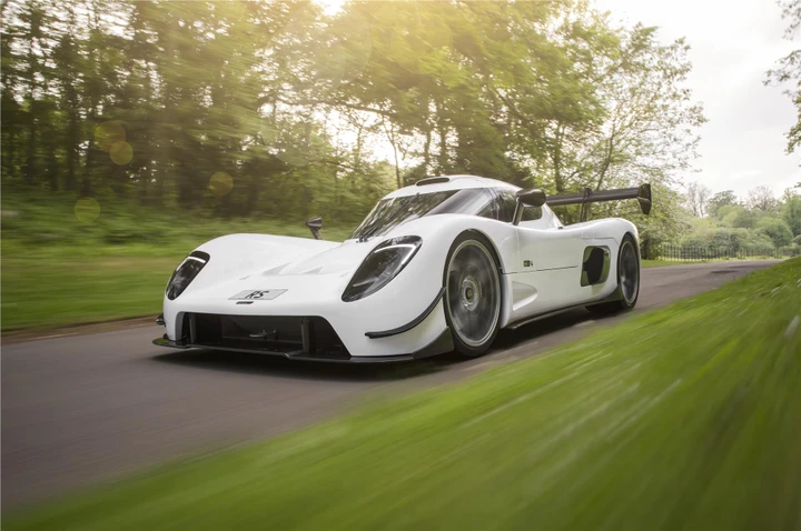 Ultima RS: supercar inglese da 1.200 CV