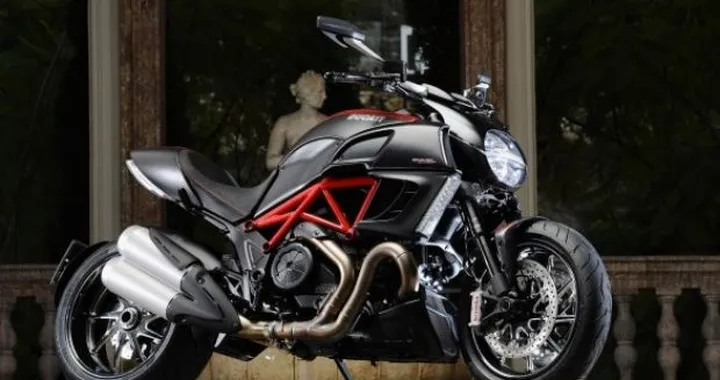Ducati Diavel m.y. 2013 - Salone di Colonia 2012