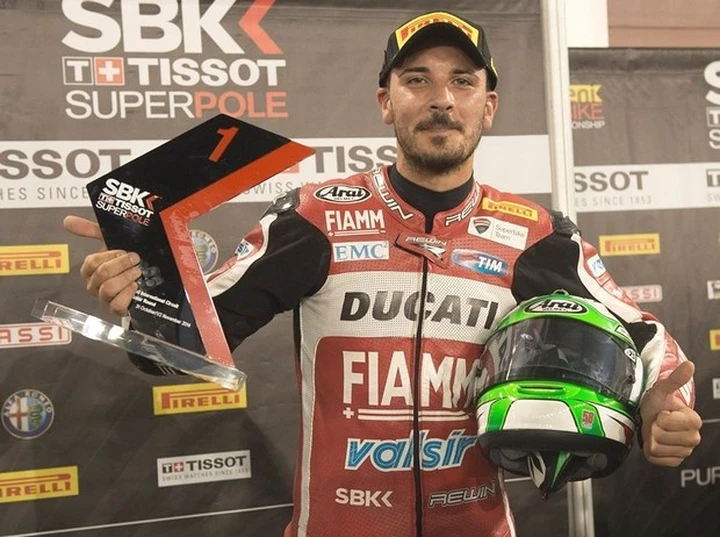 SBK Qatar 2014, Davide Giugliano in pole con Ducati: 