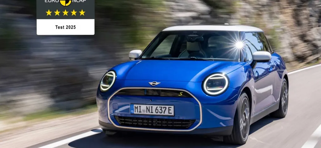 MINI Cooper elettrica brilla nella sicurezza: punteggio massimo nei test EuroNCAP