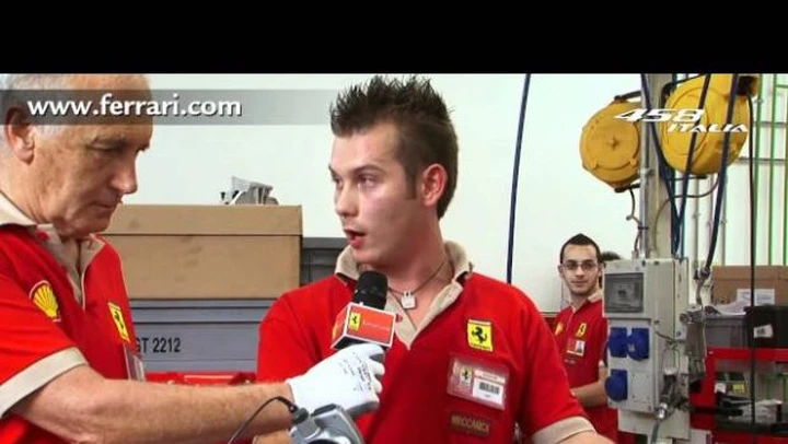 Video Ferrari 458 Italia: ecco come nasce il motore