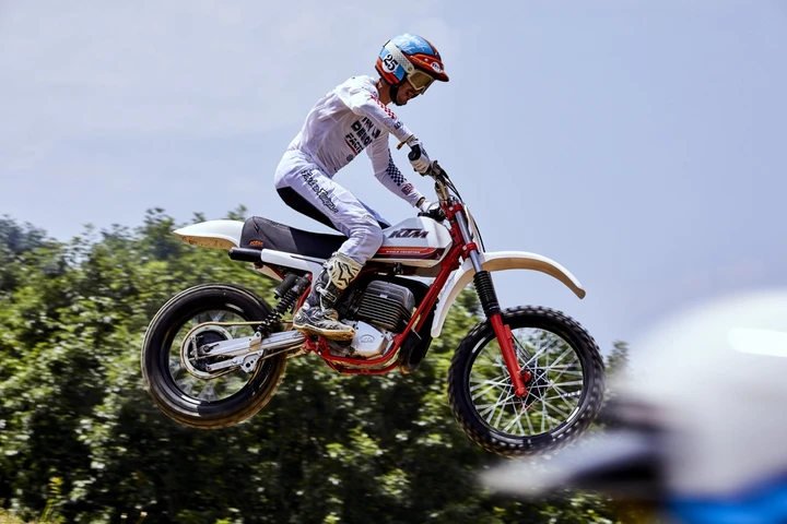Vintage Rally 2025, il trionfo dell’enduro classico tra stile e passione