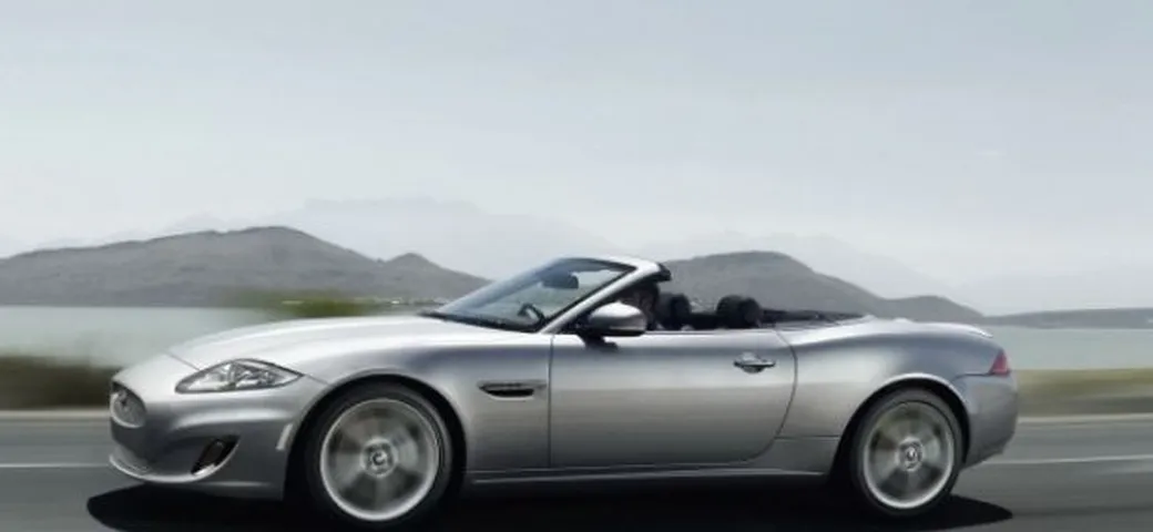 Jaguar XK ed XKR restyling: salone di New York 2011