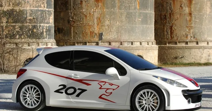 Peugeot 207 compie 20 anni: perché è già una youngtimer da tenere d'occhio
