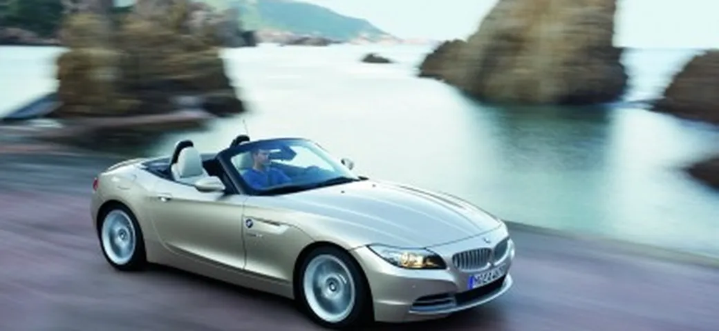 Nuova Bmw Z4: le prime immagini ufficiali