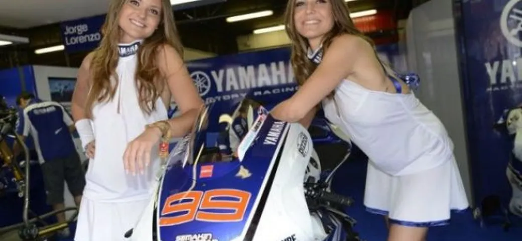 MotoGP: il team Yamaha Factory cerca Ombrelline per il round del Mugello