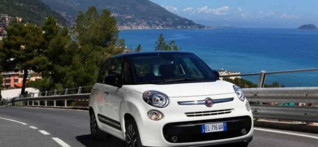 Fiat 500L: prezzi dotazioni ed allestimenti