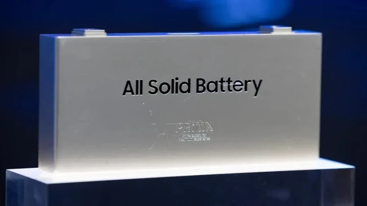 Batterie allo stato solido: Samsung promette 1.000 km di autonomia e 9 minuti per ricaricare