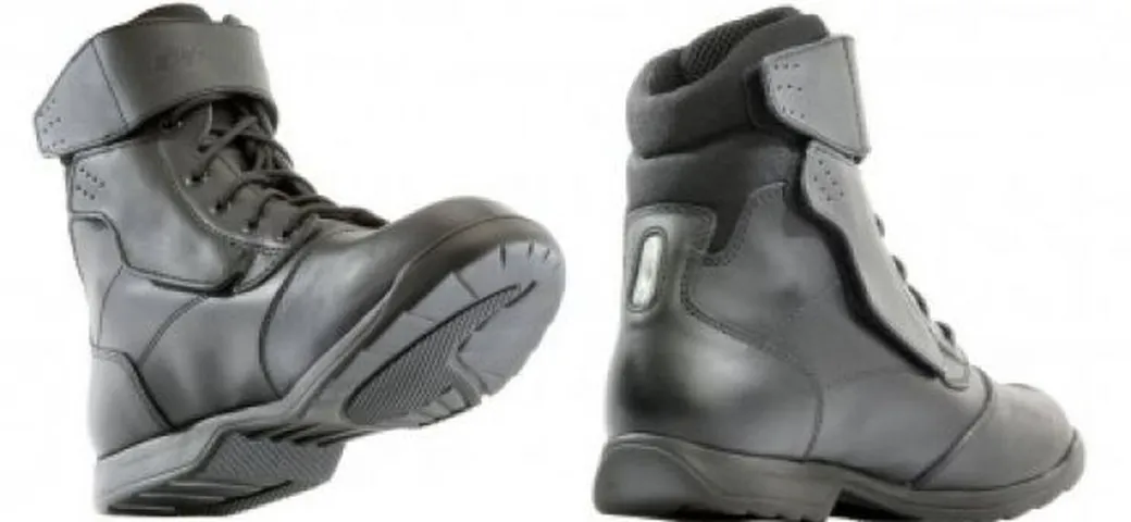 Scarponcino da mototurismo Stone Laces di Stylmartin