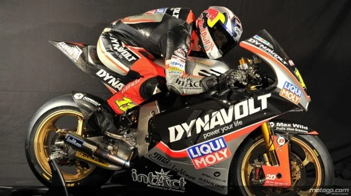 Moto2: Sandro Cortese svela la Kalex del team Dynavolt Intact GP
