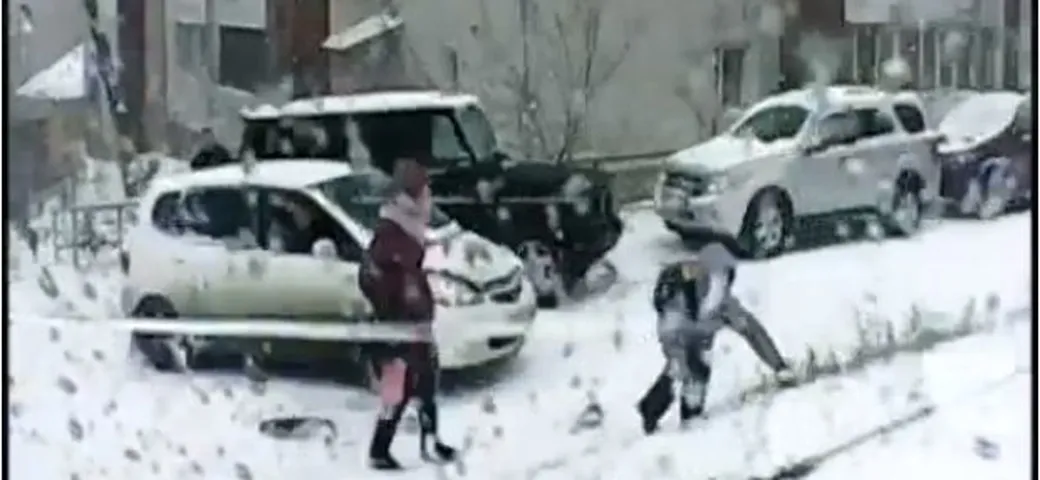 Rubrica auto Epic Fail: sulla neve si scivola!