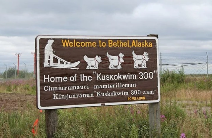 A Bethel, in Alaska, dove nessuno possiede un'auto