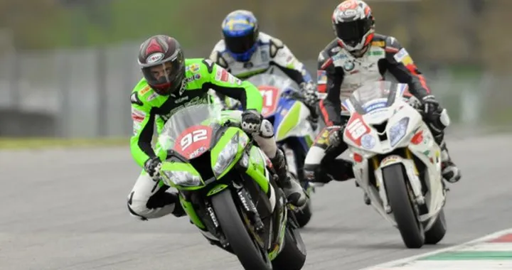 CIV, Mugello: ancora Mercado nel secondo round della SBK, ma Corradi non molla
