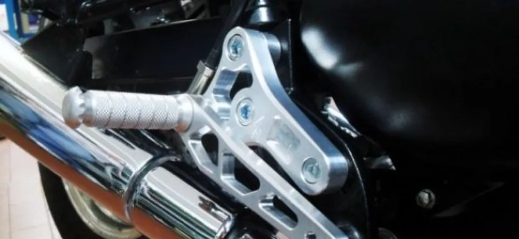 Pedane 4Racing Component per Bonneville
