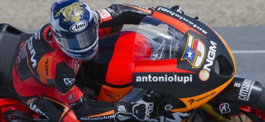 MotoGP: Colin Edwards fiducioso nel rinnovo con Forward Racing per il 2014