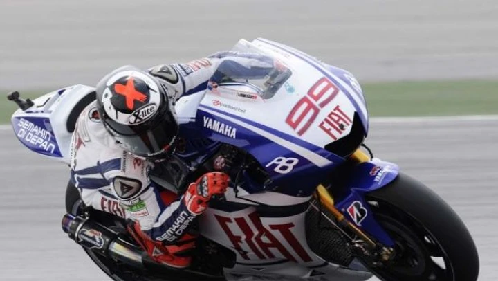A Sepang Jorge Lorenzo(sesta pole)  ristabilisce le ... distanze. Ottimi Hayden e Dovizioso.