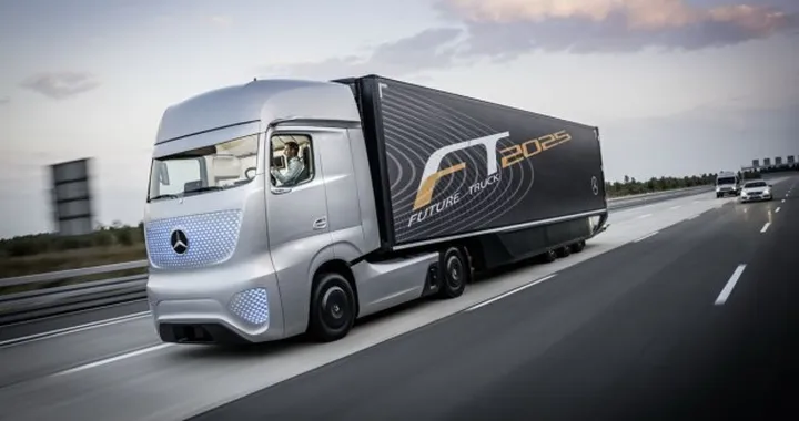 Il Mercedes 2025 Concept Truck anticipa le motrici del futuro?