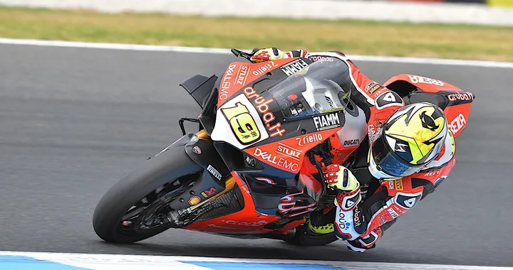 SBK: Phillip Island, Pirelli e l'usura della gomme