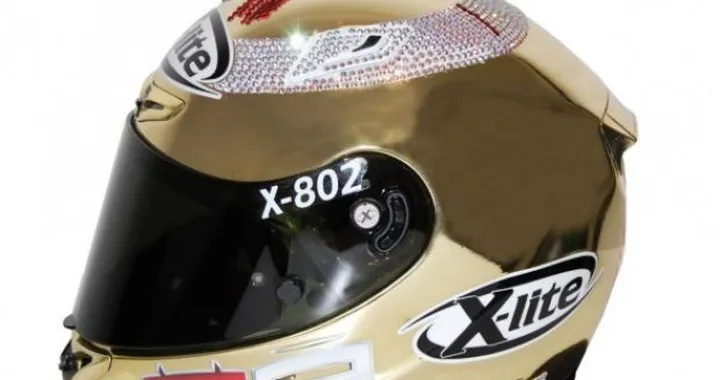 X-Lite X-802 in Oro e Swarovski per Jorge Lorenzo a Valencia