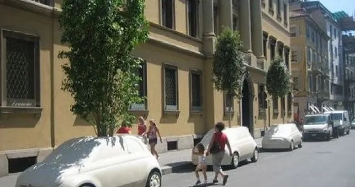 "Per fare un albero": le Fiat 500 di Fabio Novembre  per il comune di Milano
