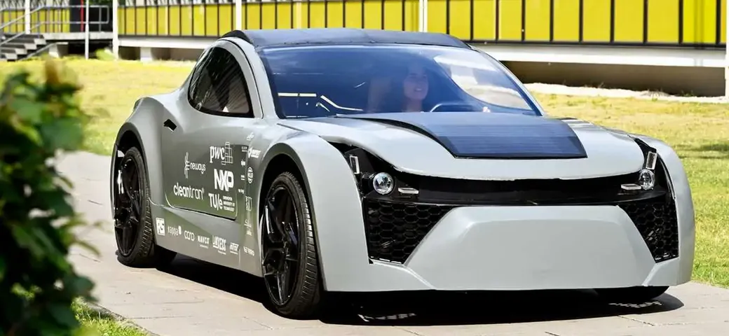 Svelata l’auto elettrica “mangia Co2”