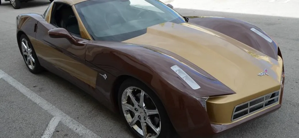 Chevrolet Corvette: in vendita una replica di Transformers