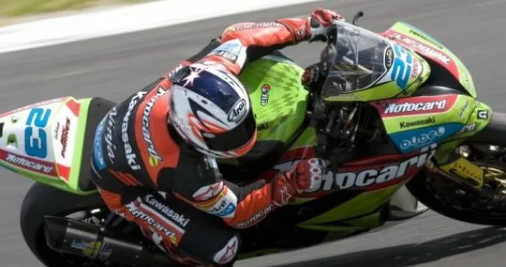 WSS a Misano: Broc Parkes il più veloce delle libere del sabato davanti a Lowes e Davies. Roccoli è quarto
