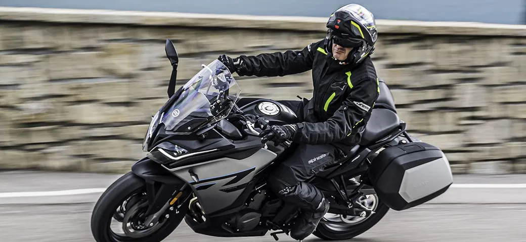 CF-Moto 650GT, turismo sportivo a basso prezzo