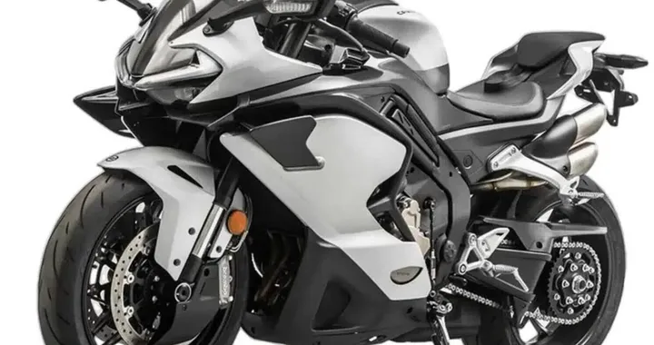 CF Moto 750 SR-R: la supersportiva cinese che sfida Yamaha e Kawasaki